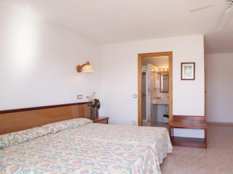 Hostal De La Caravel-La Cala D´Or 외부 사진